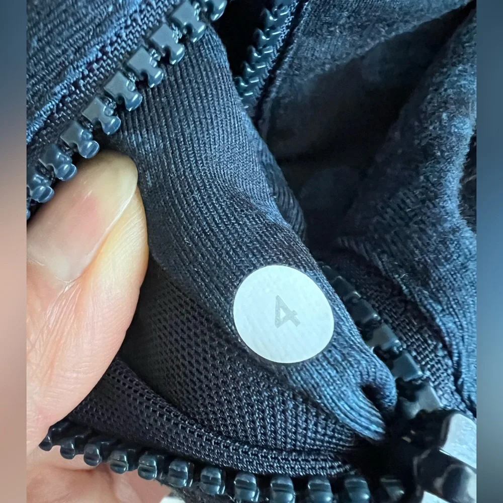 lululemon athletica streamlined zip